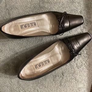 Saks Fifth Avenue-Folio Collection.